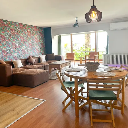 The Next 4* 伊兹密尔