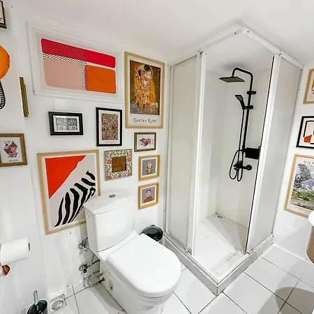 The Next 4* إزمير